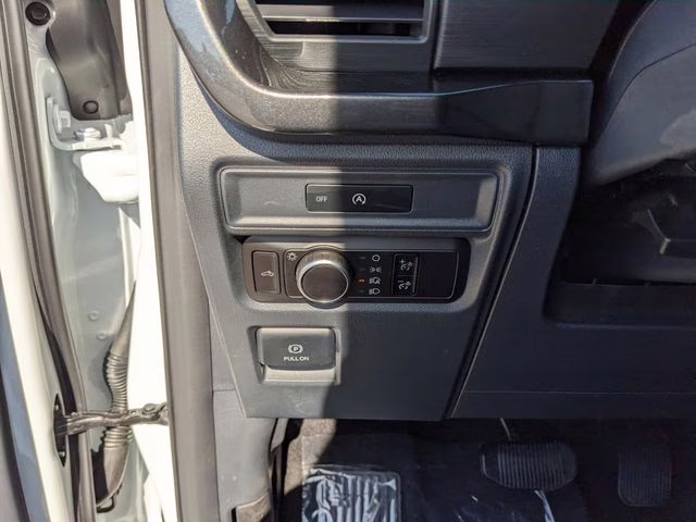2025 Oxford White Ford F-150 STX RWD Truck