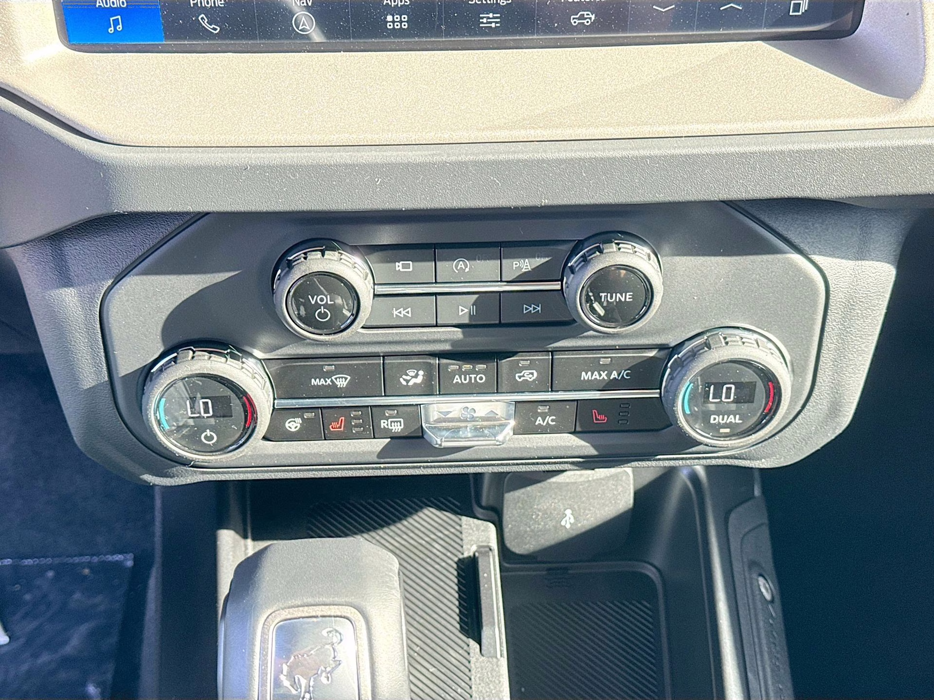 2025 Azure Gray Metallic Tri-Coat Ford Bronco Outer Banks 4X4 SUV