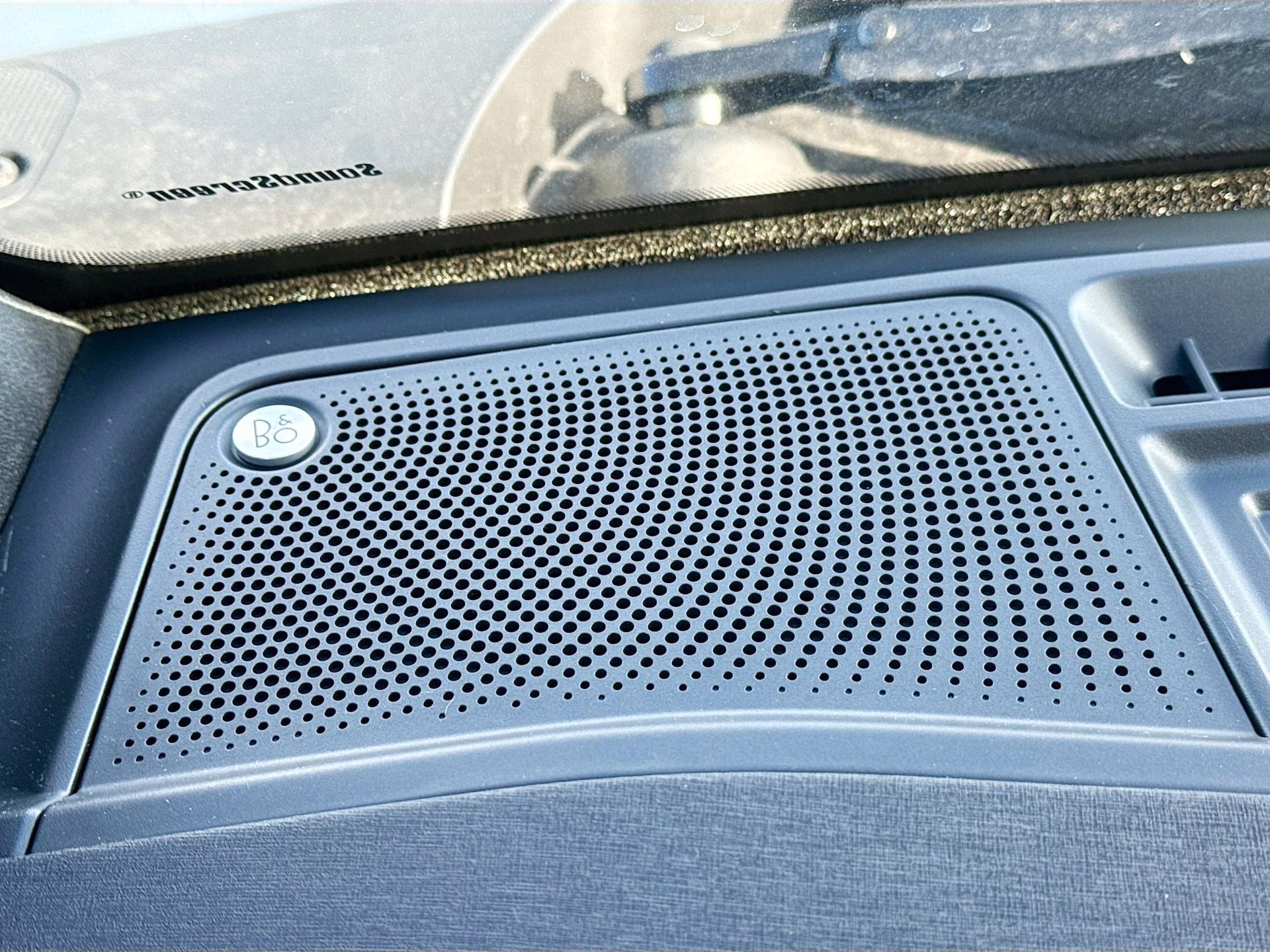 2025 Azure Gray Metallic Tri-Coat Ford Bronco Outer Banks 4X4 SUV