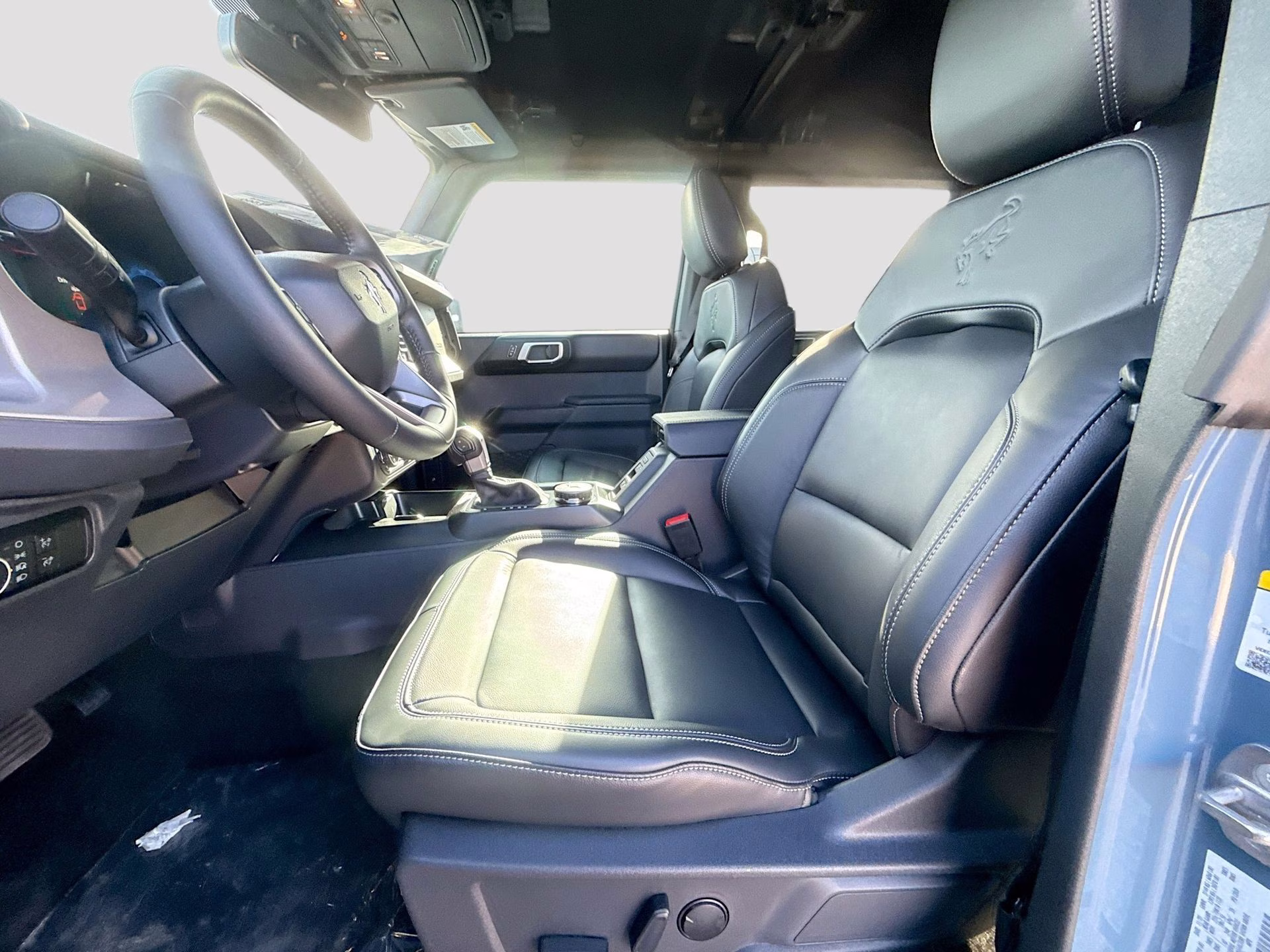 2025 Azure Gray Metallic Tri-Coat Ford Bronco Outer Banks 4X4 SUV