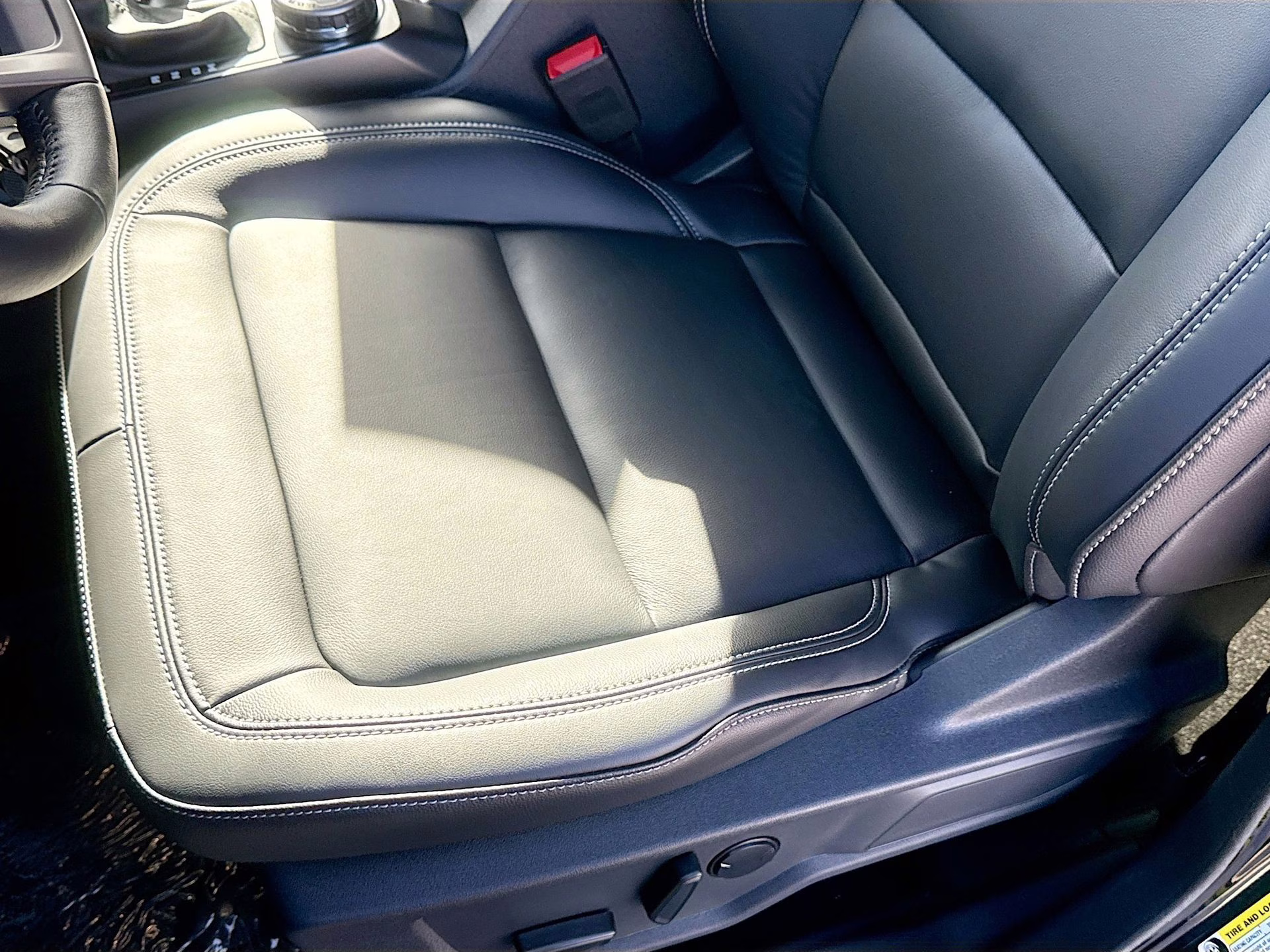 2025 Shadow Black Ford Bronco Outer Banks 4X4 SUV