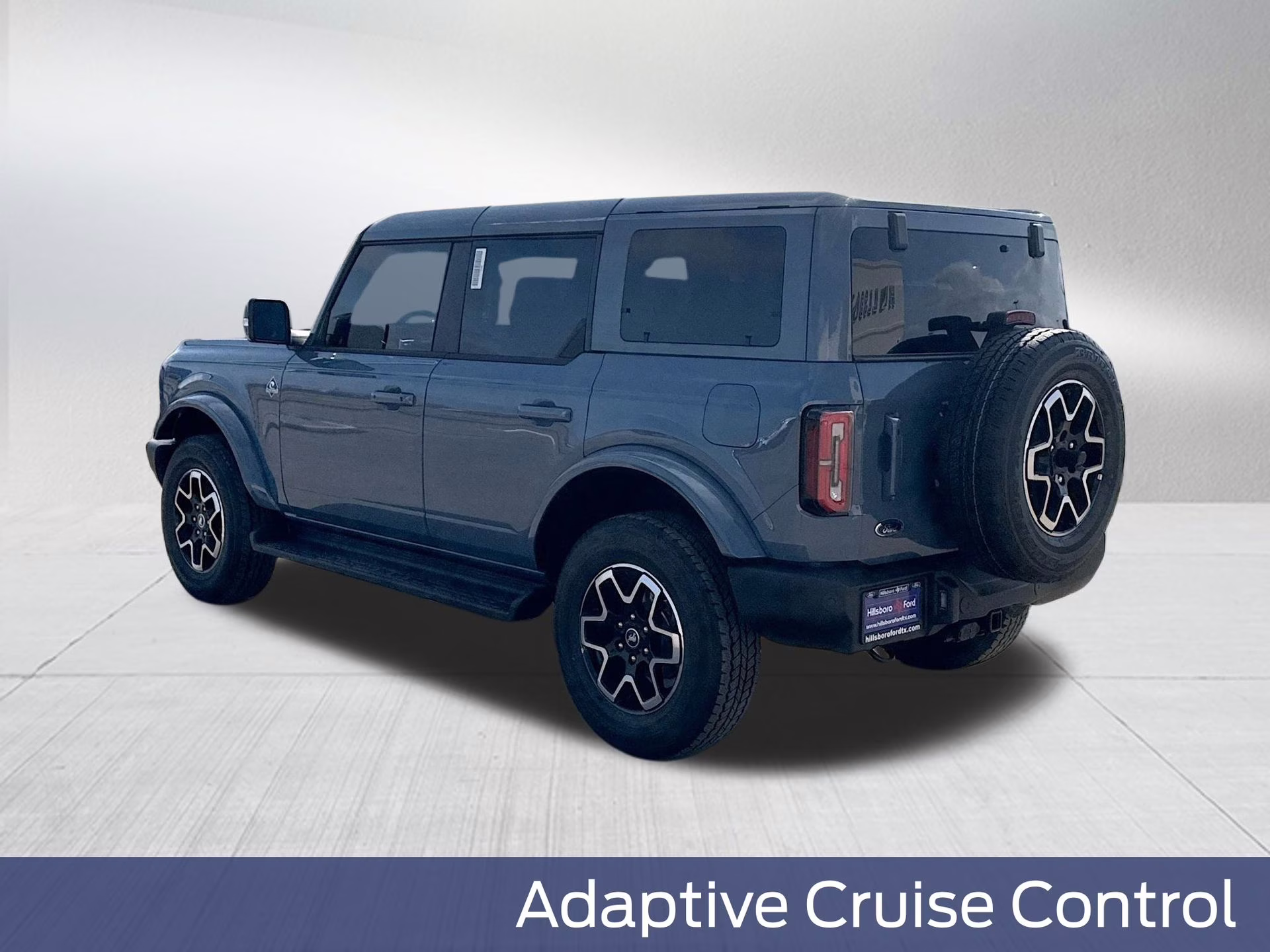 2025 Azure Gray Metallic Tri-Coat Ford Bronco Outer Banks 4X4 SUV