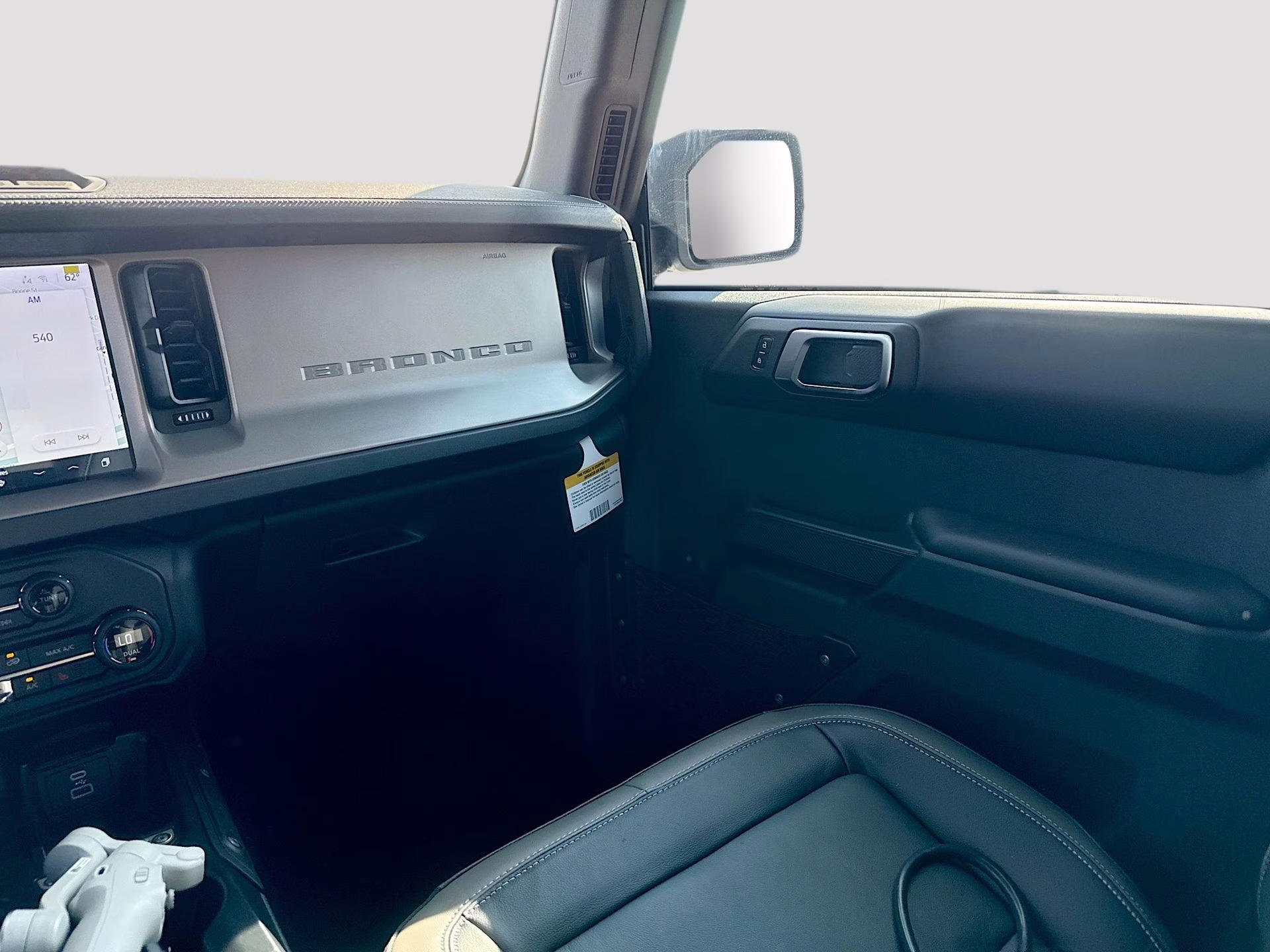 2025 Azure Gray Metallic Tri-Coat Ford Bronco Outer Banks 4X4 SUV