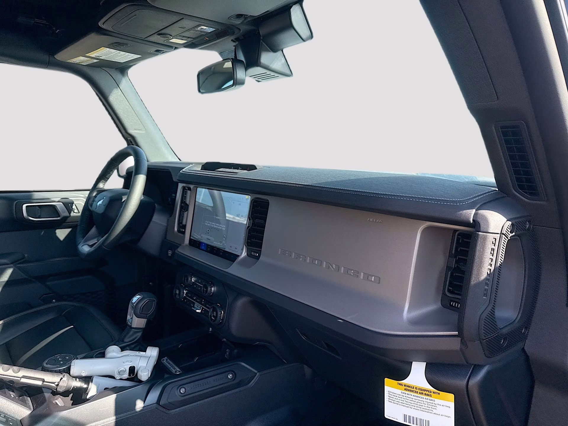 2025 Azure Gray Metallic Tri-Coat Ford Bronco Outer Banks 4X4 SUV