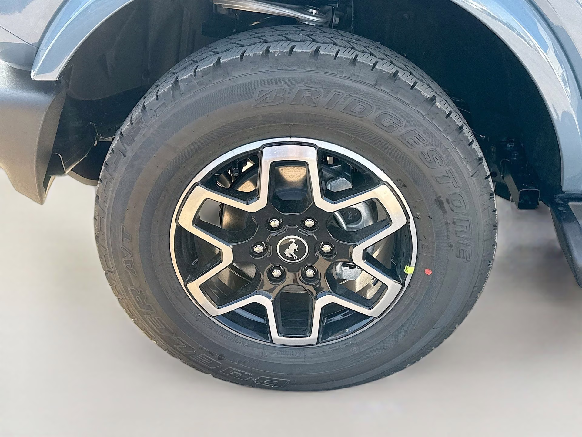 2025 Azure Gray Metallic Tri-Coat Ford Bronco Outer Banks 4X4 SUV