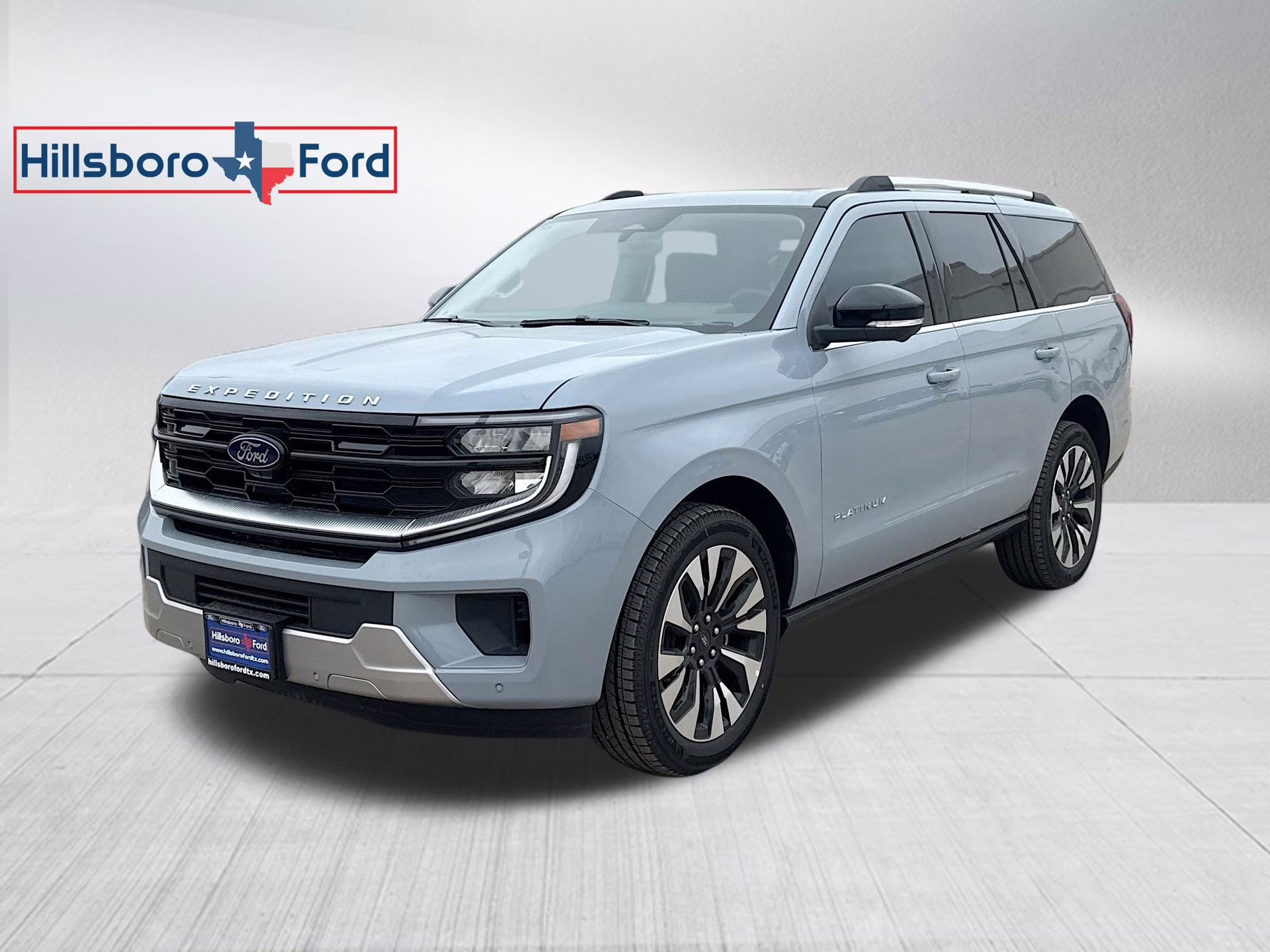 2025 Glacier Gray Metallic TriCoat Ford Expedition Platinum 4X4 SUV