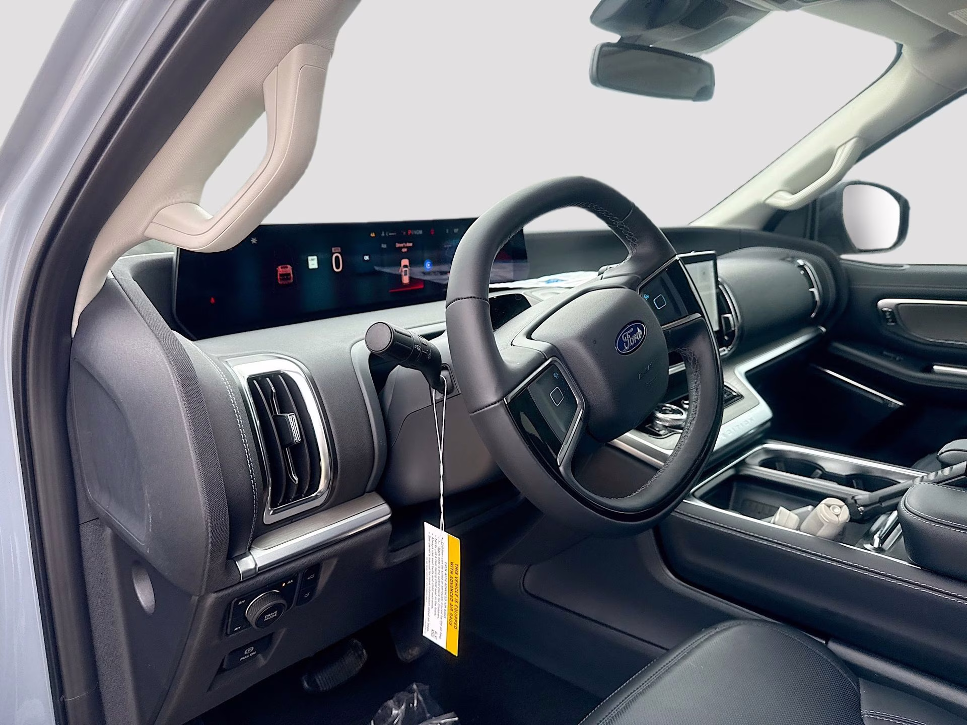 2025 Glacier Gray Metallic TriCoat Ford Expedition Platinum 4X4 SUV