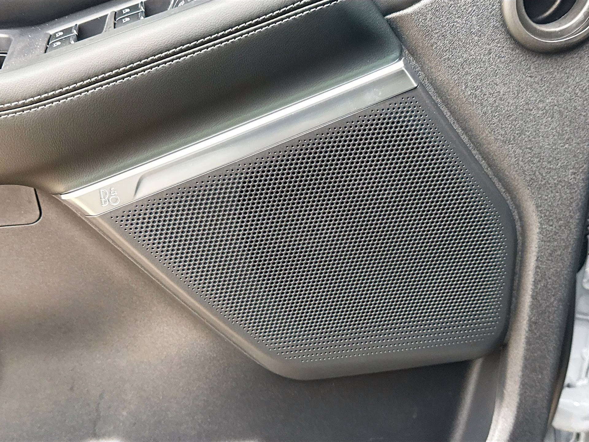 2025 Glacier Gray Metallic TriCoat Ford Expedition Platinum 4X4 SUV