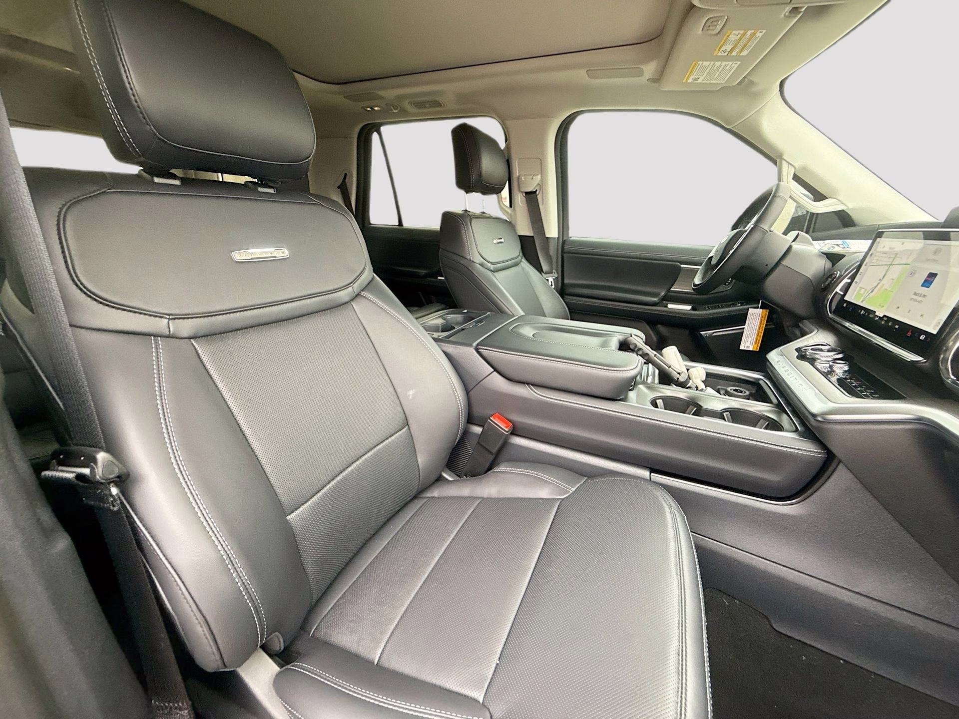2025 Glacier Gray Metallic TriCoat Ford Expedition Platinum 4X4 SUV