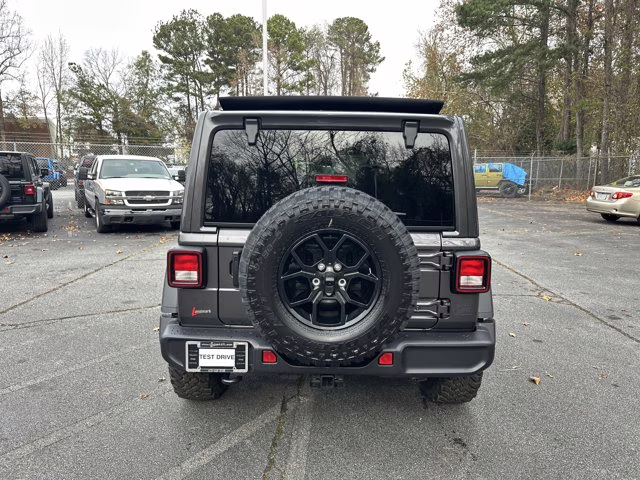 2026 Granite Crystal Metallic Clearcoat Jeep Wrangler Willys 4X4 Convertible