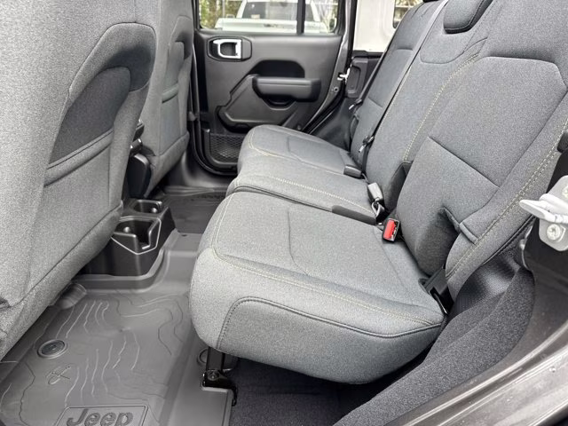 2026 Granite Crystal Metallic Clearcoat Jeep Wrangler Willys 4X4 Convertible