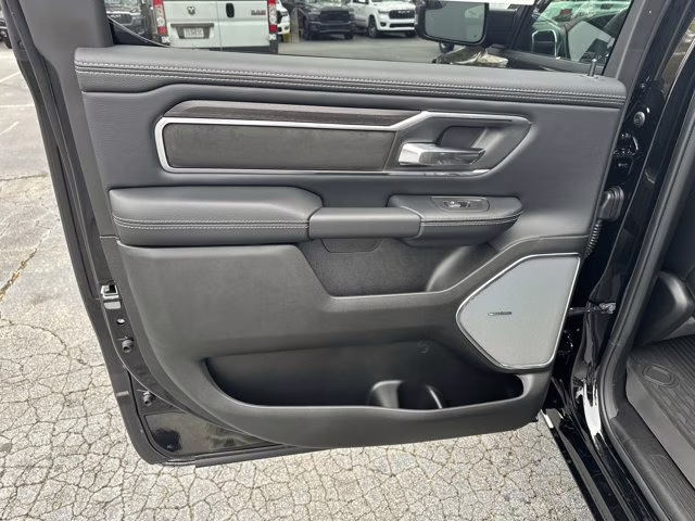 2026 Diamond Black Crystal Pearlcoat Ram 1500 Laramie 4X4 Truck