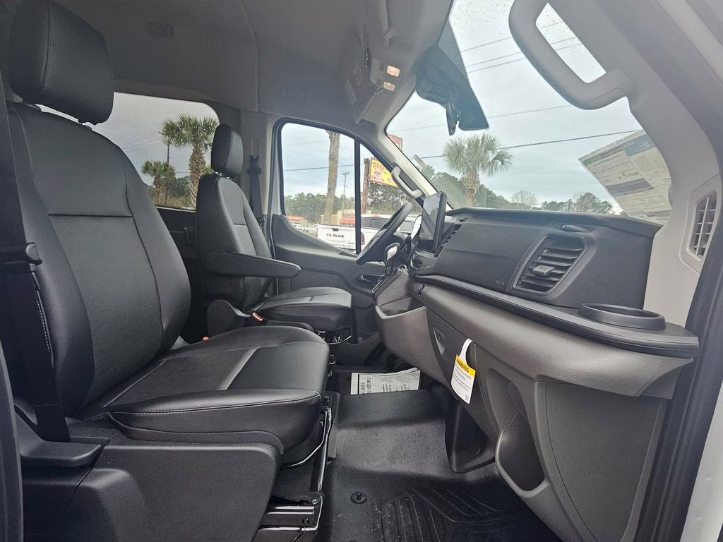 2026 Oxford White Ford Transit-350 XL RWD Crossover