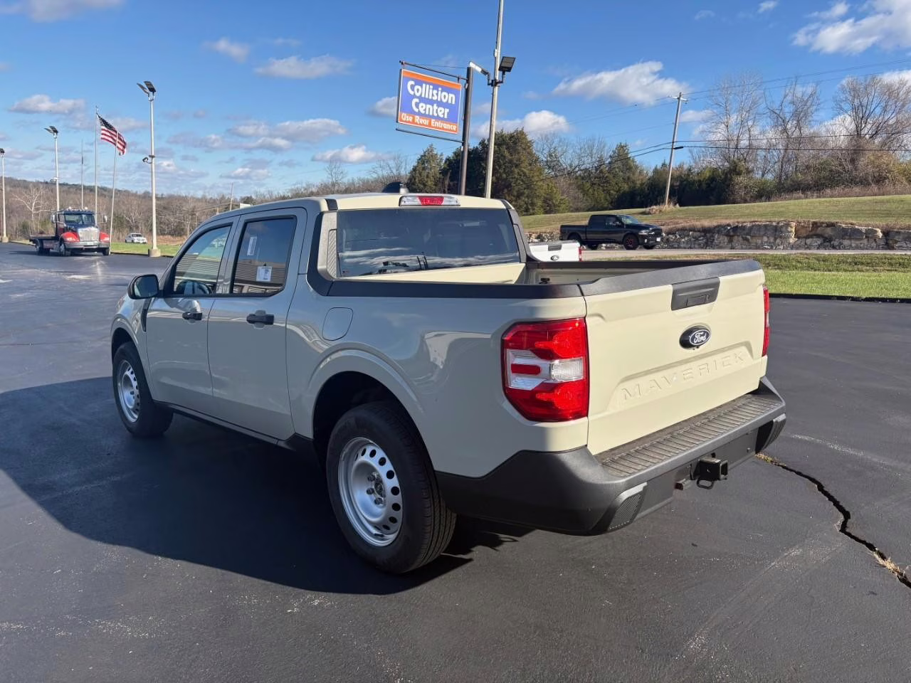 2025 Desert Sand Ford Maverick XL AWD Truck