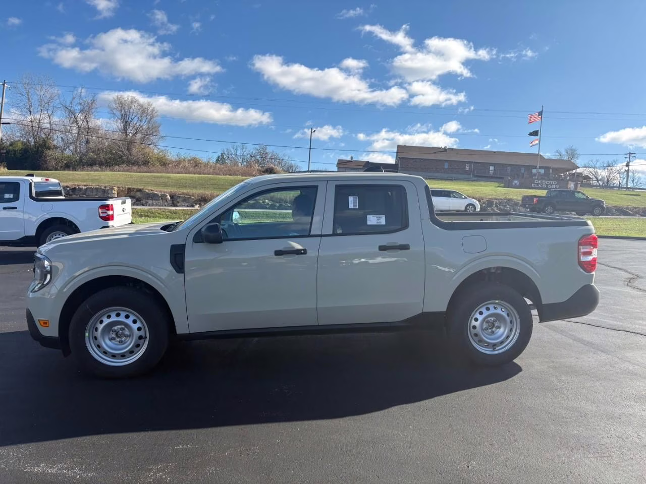 2025 Desert Sand Ford Maverick XL AWD Truck