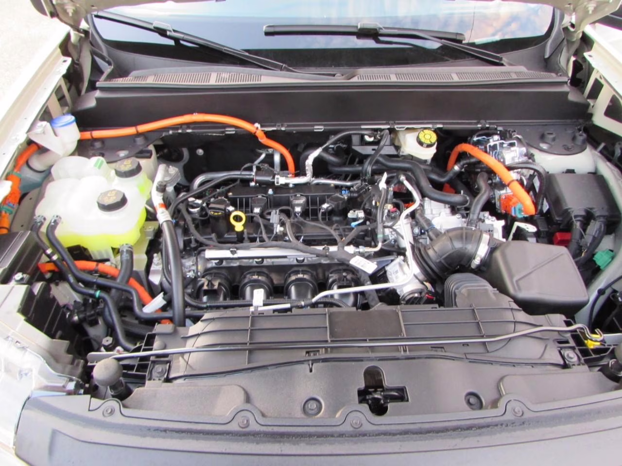 2025 Desert Sand Ford Maverick XL AWD Truck