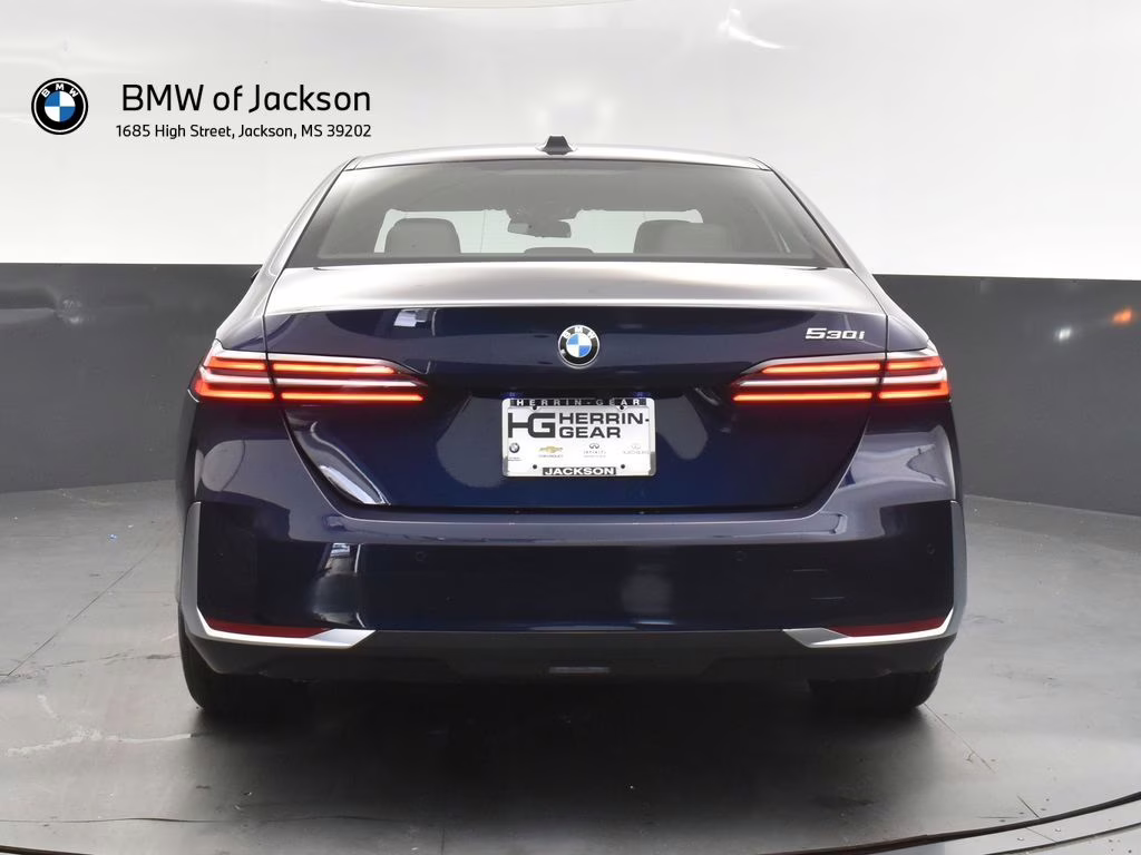 2026 Tanzanite Blue II Metallic BMW 5 Series 530i RWD Sedan
