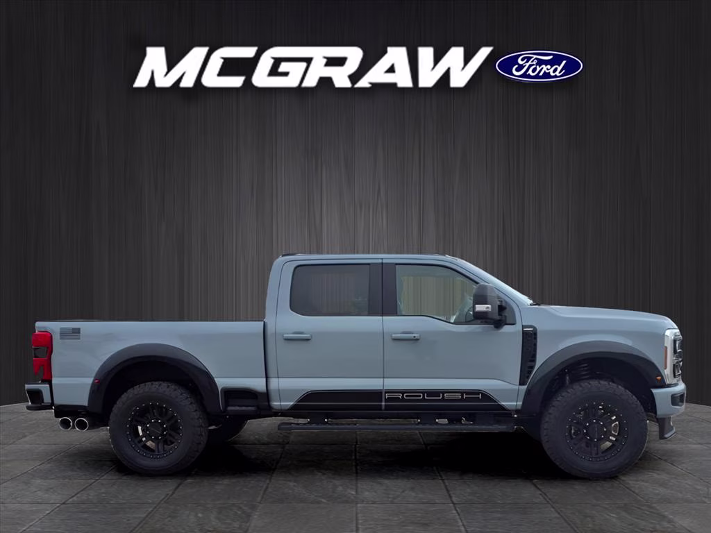2026 Glacier Gray Metallic Tri-Coat Ford Super Duty F-250 SRW LARIAT 4X4 Truck