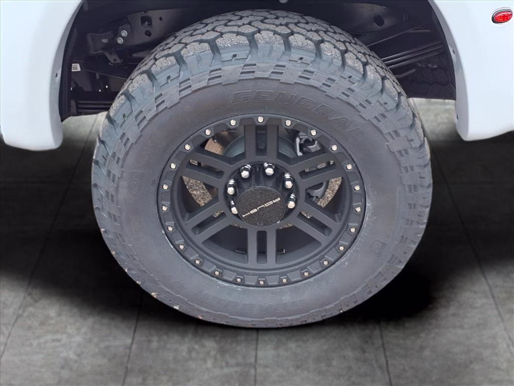 2026 AVALANCHE Ford Super Duty F-250 SRW LARIAT 4X4 Truck