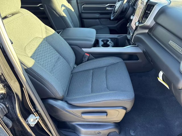 2026 Diamond Black Crystal Pearlcoat Ram 1500 Big Horn 4X4 Truck