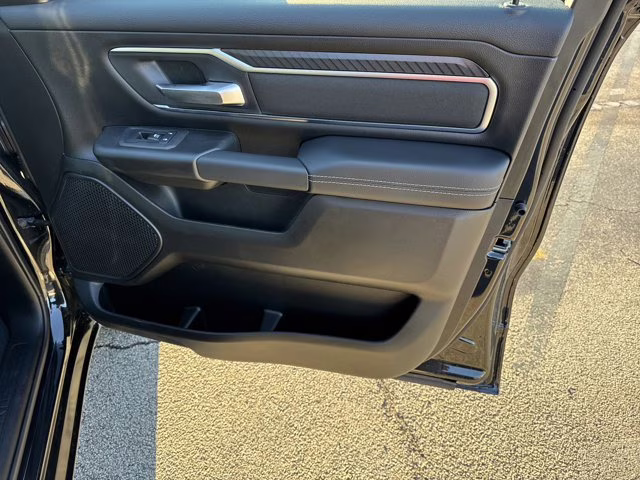 2026 Diamond Black Crystal Pearlcoat Ram 1500 Big Horn 4X4 Truck