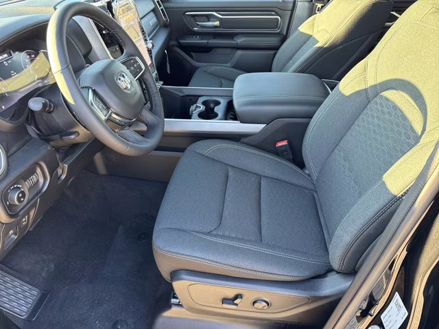 2026 Diamond Black Crystal Pearlcoat Ram 1500 Big Horn 4X4 Truck