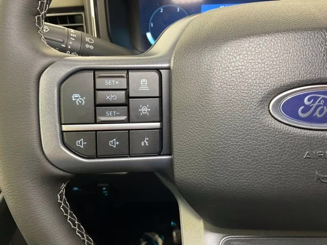 2026 Gray Metallic Ford Super Duty F-250 SRW Lariat 4X4 Truck