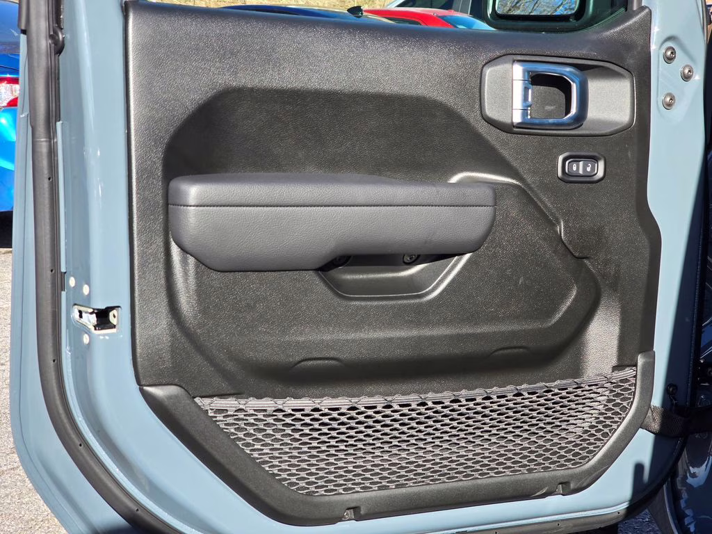 2026 Anvil Clearcoat Jeep Gladiator Sport 4X4 Truck