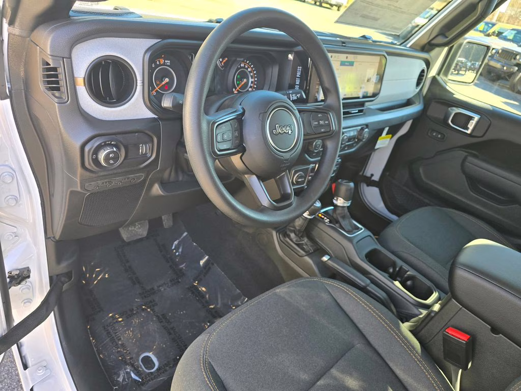 2026 Bright White Clearcoat Jeep Gladiator Sport 4X4 Truck