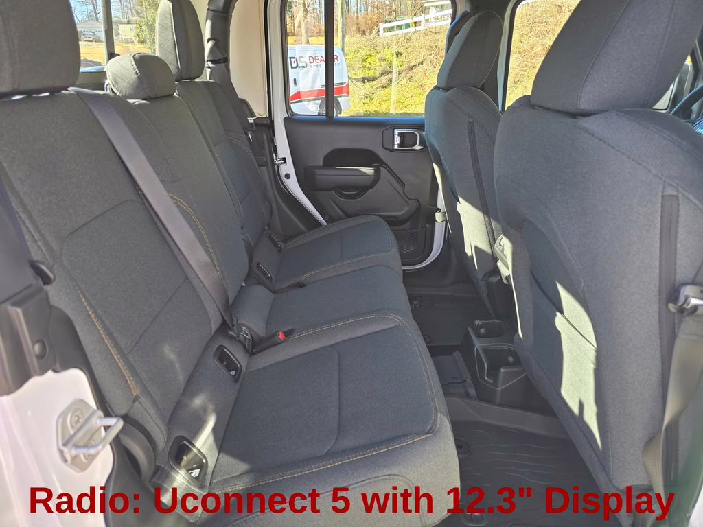 2026 Bright White Clearcoat Jeep Gladiator Sport 4X4 Truck