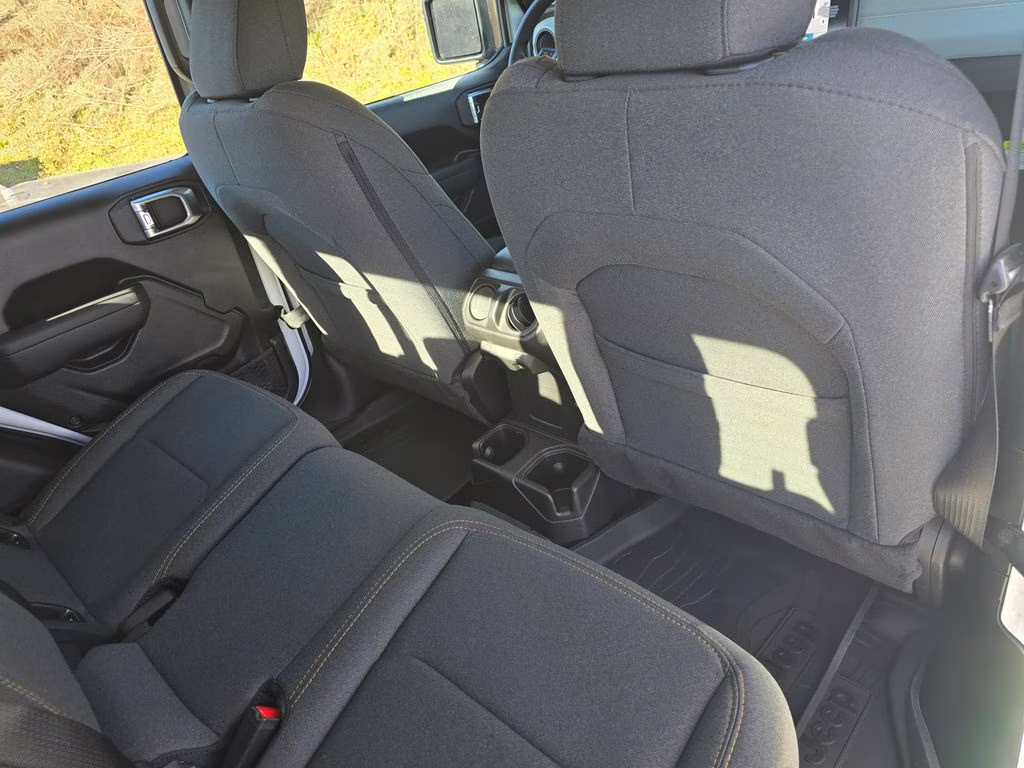 2026 Bright White Clearcoat Jeep Gladiator Sport 4X4 Truck