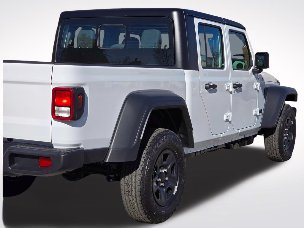 2026 Bright White Clearcoat Jeep Gladiator Sport 4X4 Truck