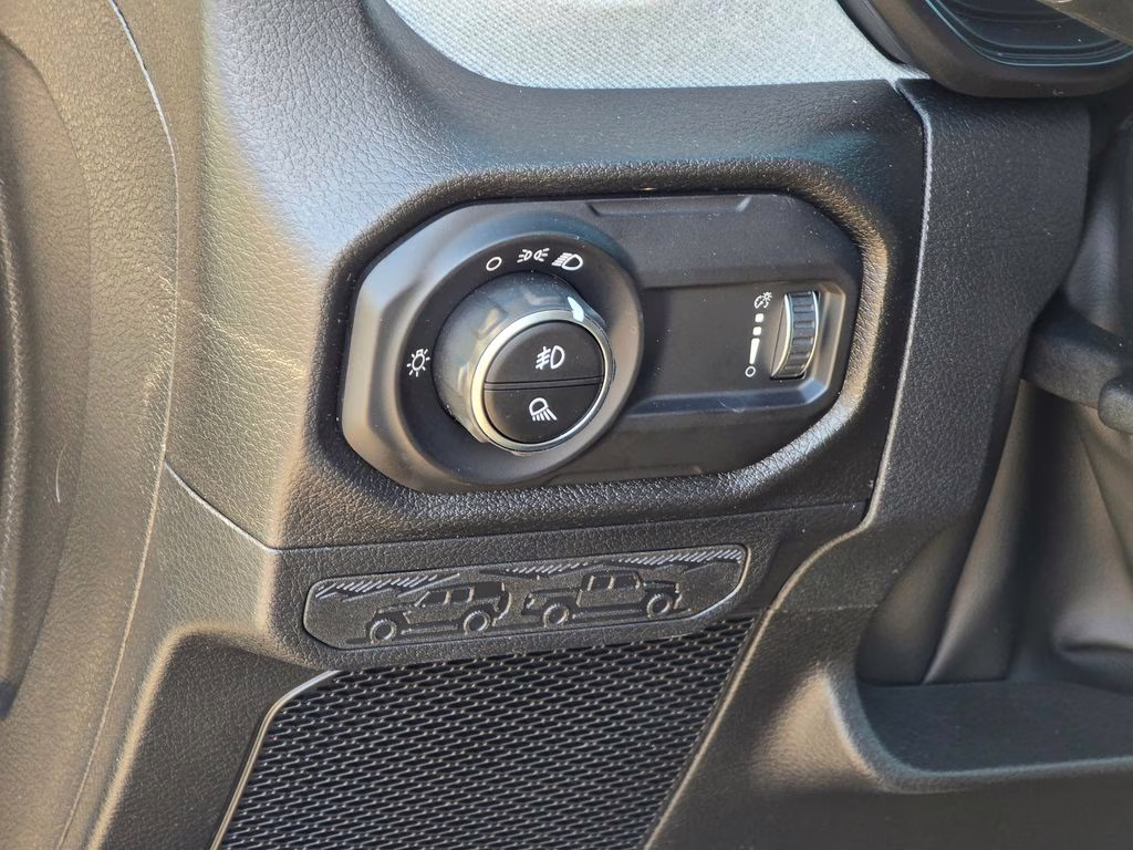 2026 Anvil Clearcoat Jeep Gladiator Sport 4X4 Truck