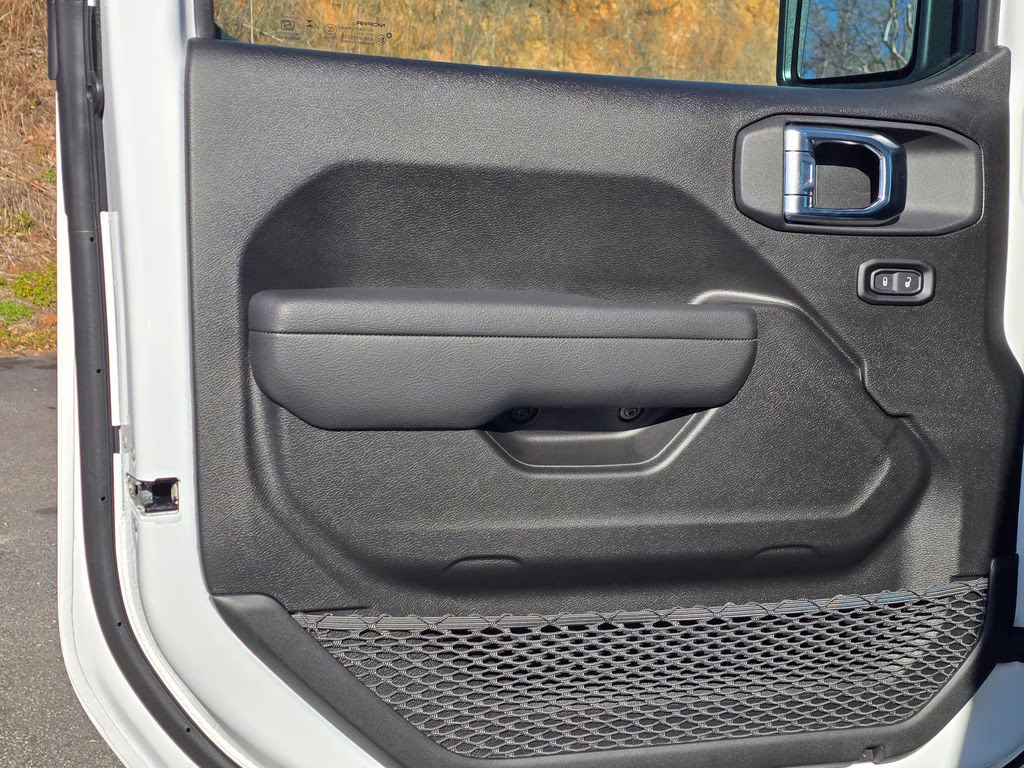 2026 Bright White Clearcoat Jeep Gladiator Sport 4X4 Truck