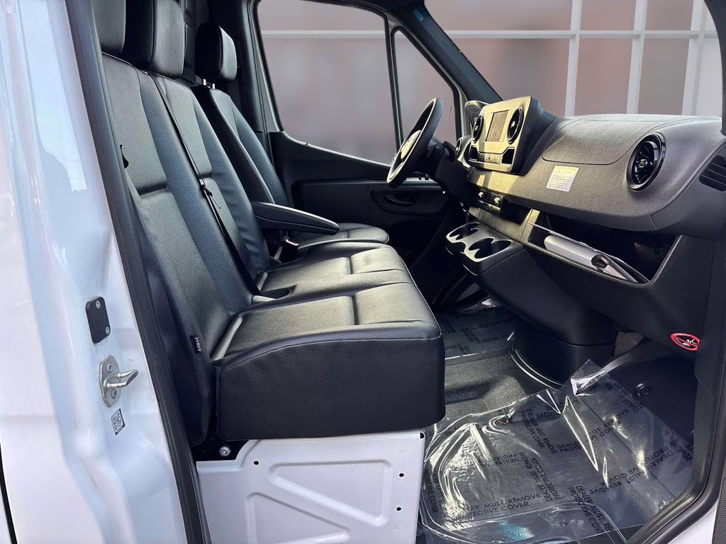 2022 White Mercedes-Benz Sprinter 4500 Extended Cargo Van 170 in. WB RWD Van