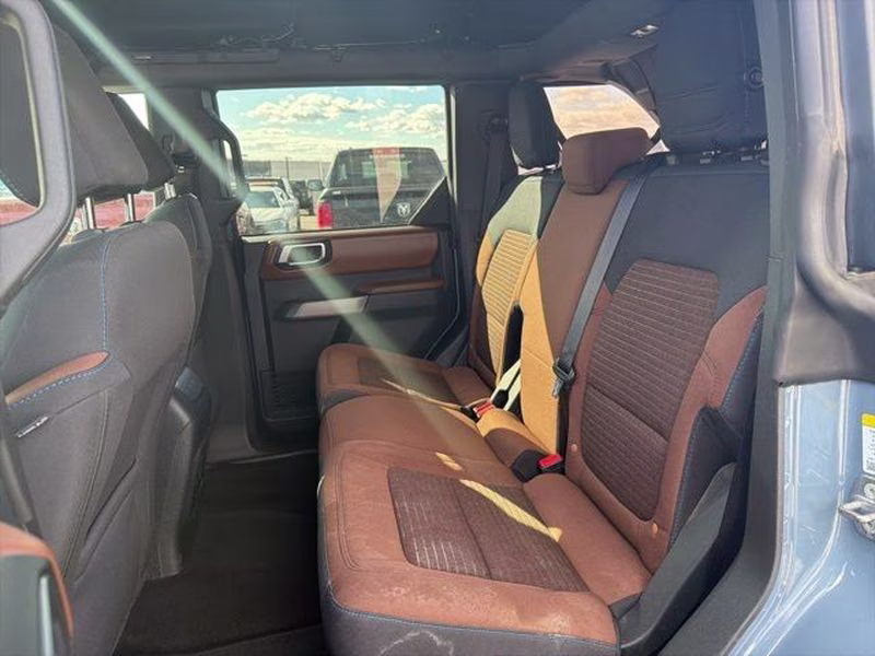 2023 Azure Gray Metallic Tri-Coat Ford Bronco Outer Banks 4X4 SUV