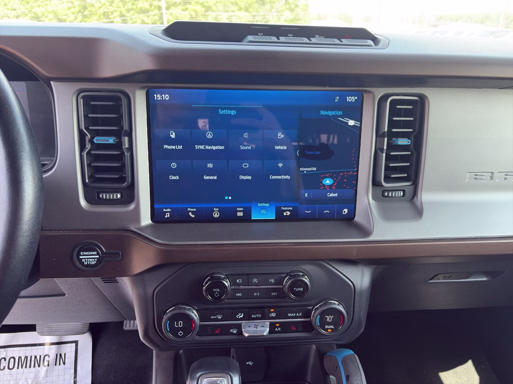 2023 Azure Gray Metallic Tri-Coat Ford Bronco Outer Banks 4X4 SUV
