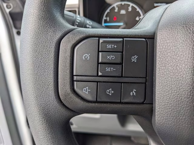 2026 Oxford White Ford Super Duty F-350 SRW XL 4X4 Truck