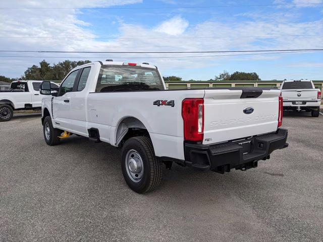 2026 Oxford White Ford Super Duty F-350 SRW XL 4X4 Truck