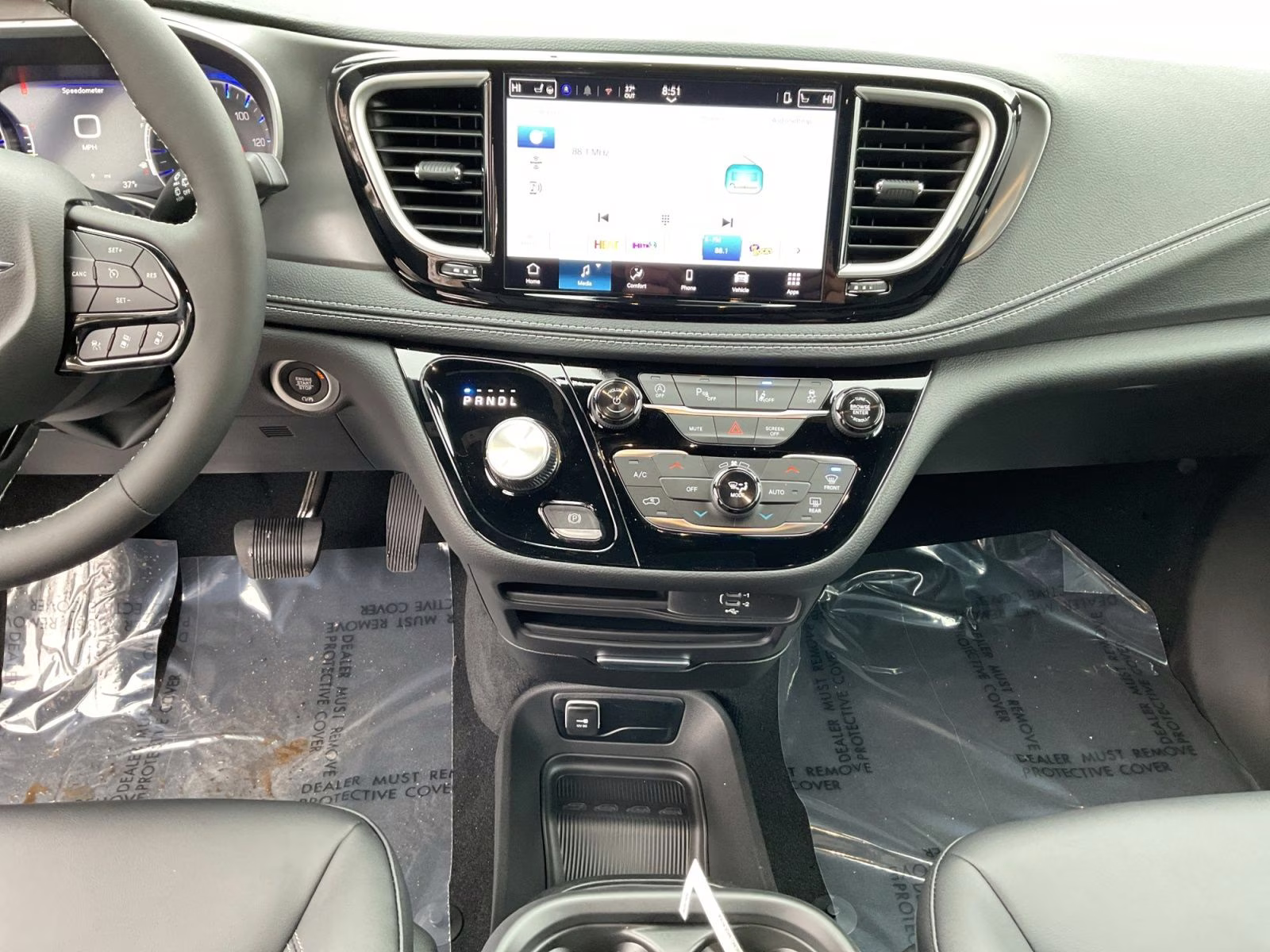 2026 Diamond Black Crystal Pearlcoat Chrysler Pacifica Select AWD Van