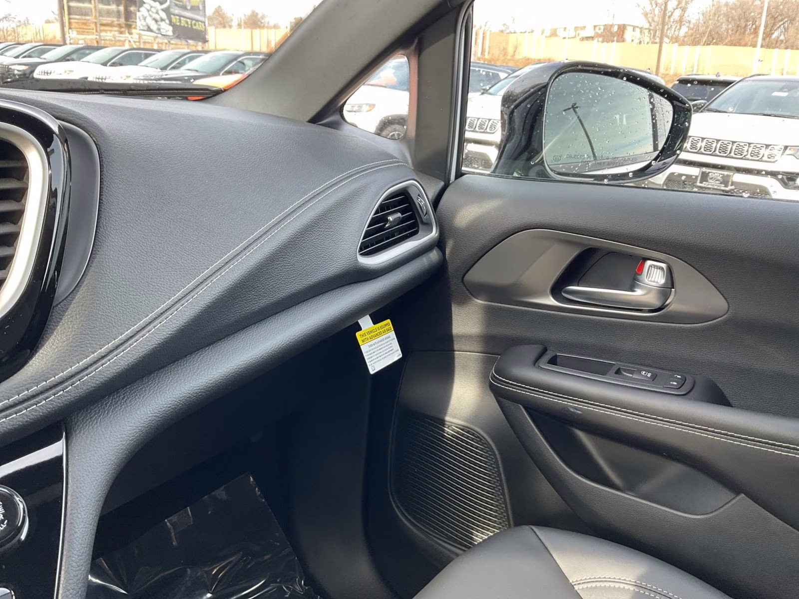 2026 Bright White Clearcoat Chrysler Pacifica Select AWD Van