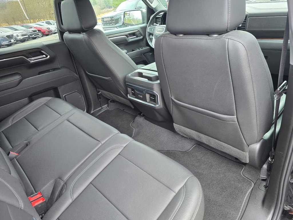 2023 Onyx Black GMC Sierra 1500 SLT 4X4 Truck