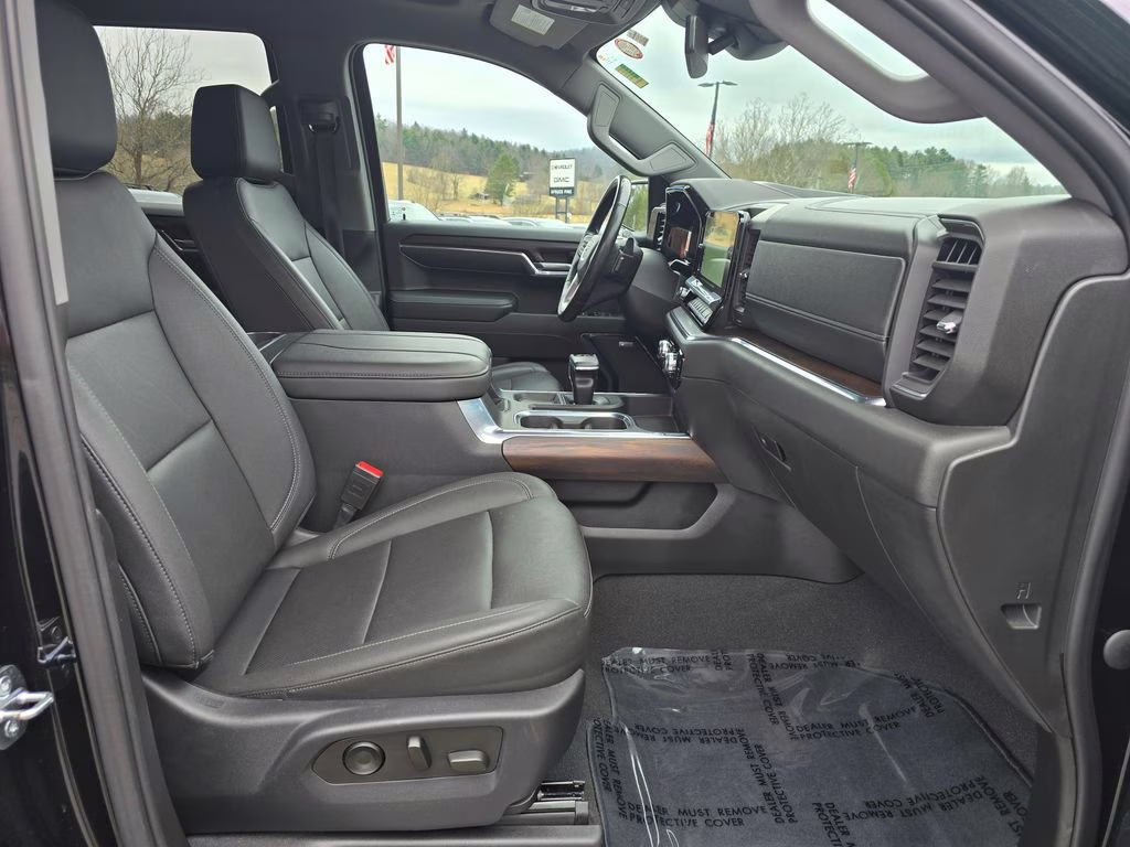 2023 Onyx Black GMC Sierra 1500 SLT 4X4 Truck