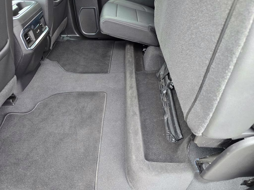 2023 Onyx Black GMC Sierra 1500 SLT 4X4 Truck