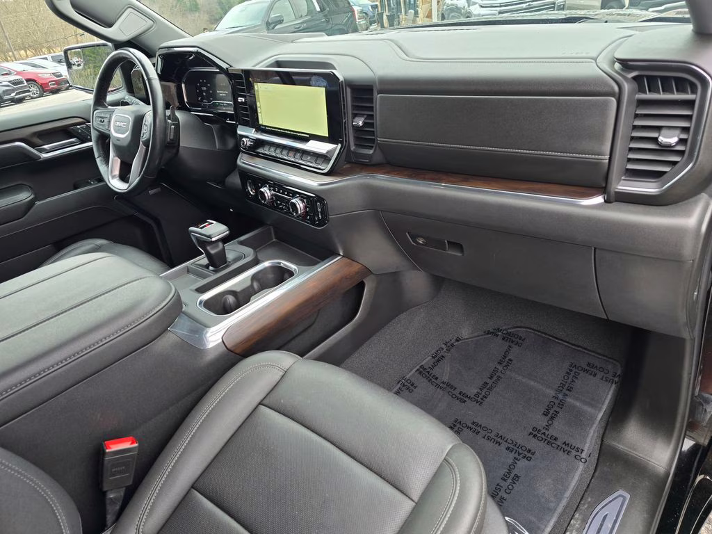 2023 Onyx Black GMC Sierra 1500 SLT 4X4 Truck