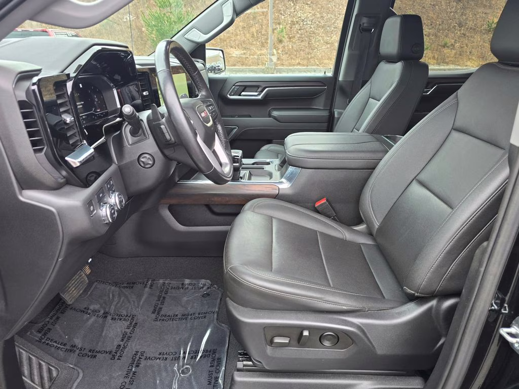 2023 Onyx Black GMC Sierra 1500 SLT 4X4 Truck