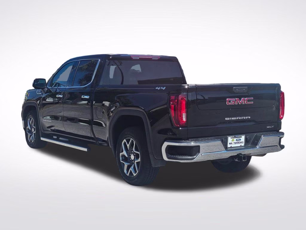 2023 Onyx Black GMC Sierra 1500 SLT 4X4 Truck