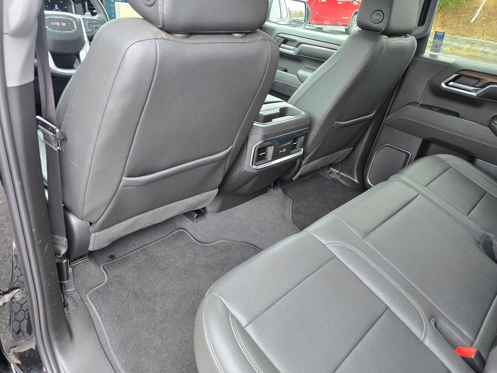 2023 Onyx Black GMC Sierra 1500 SLT 4X4 Truck