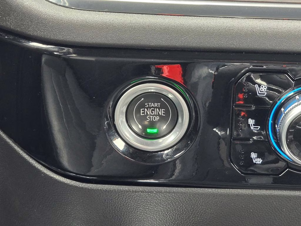 2023 Onyx Black GMC Sierra 1500 SLT 4X4 Truck