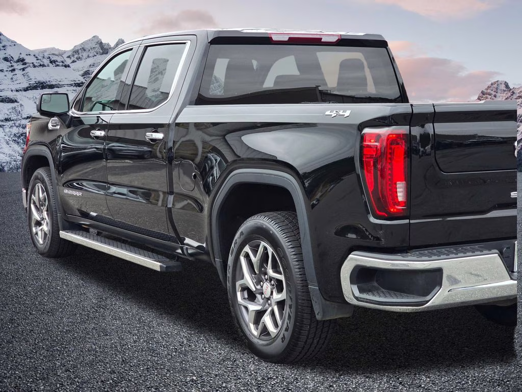 2023 Onyx Black GMC Sierra 1500 SLT 4X4 Truck